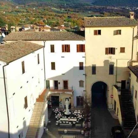 Ferienwohnung La Casina Di Nada Massa Martana Exterior foto