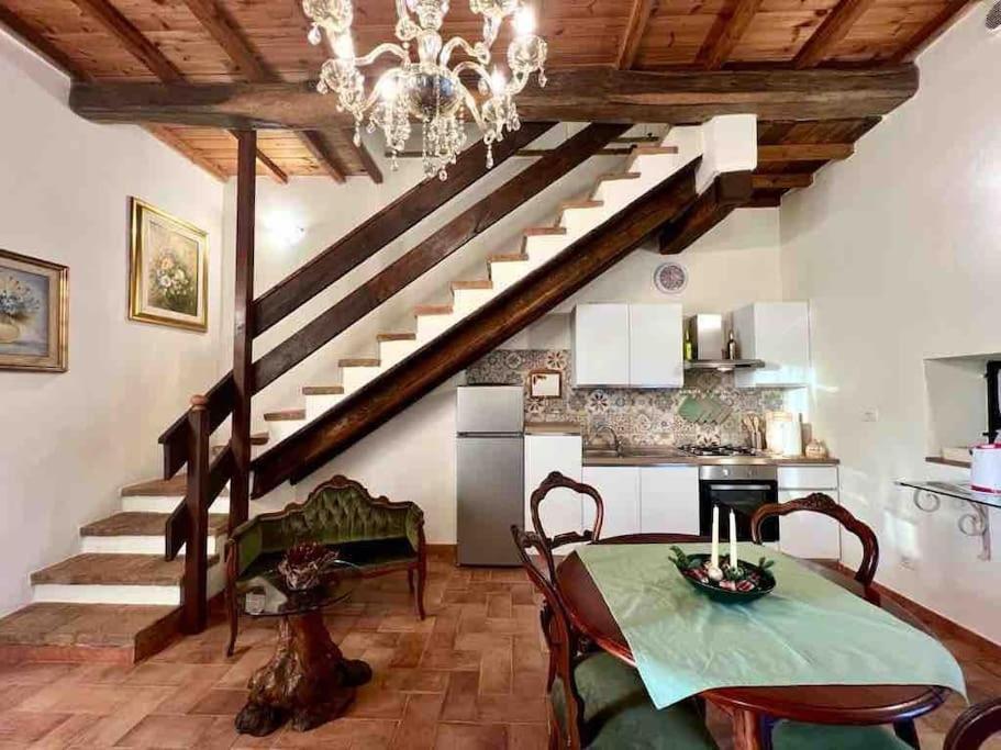 Ferienwohnung La Casina Di Nada Massa Martana Exterior foto