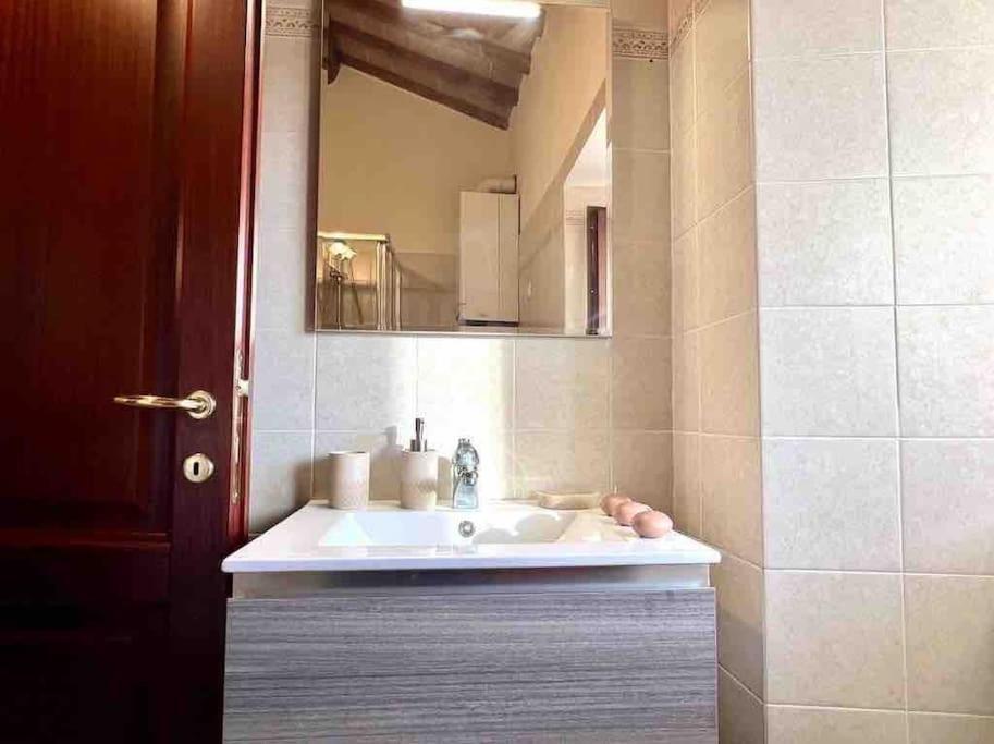 Ferienwohnung La Casina Di Nada Massa Martana Exterior foto