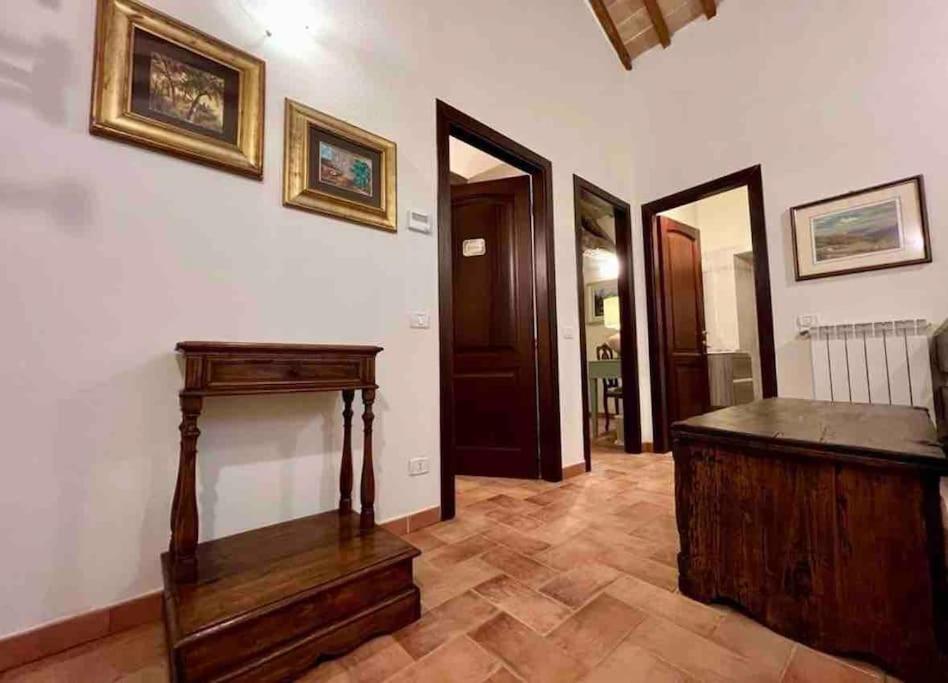 Ferienwohnung La Casina Di Nada Massa Martana Exterior foto