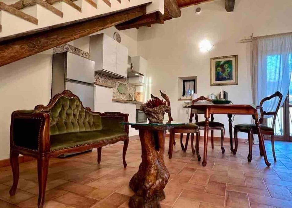 Ferienwohnung La Casina Di Nada Massa Martana Exterior foto